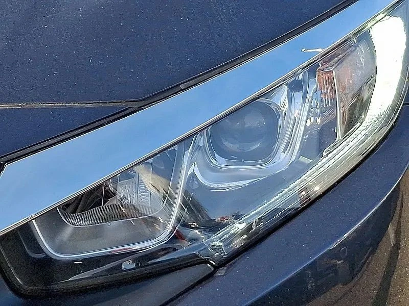 2018 Honda Civic 10th Gen - Image 10 of 12