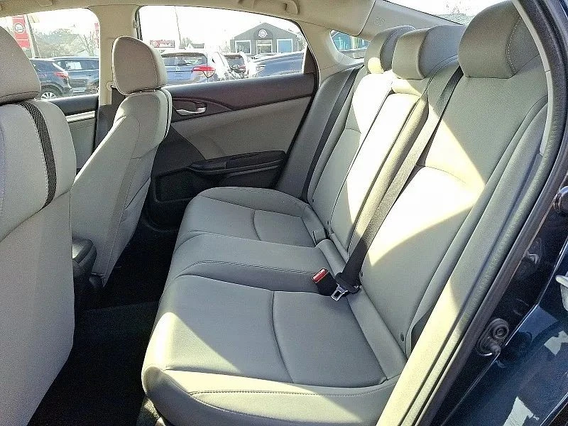 2018 Honda Civic 10th Gen - Image 11 of 12