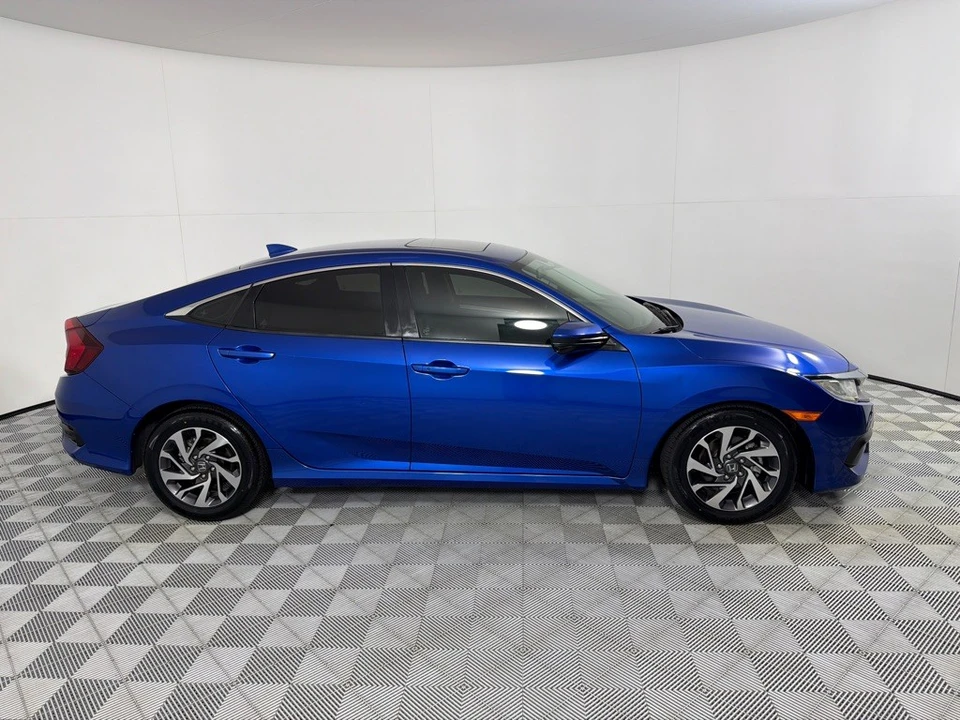 2018 Honda Civic 10th Gen - Image 4 of 26