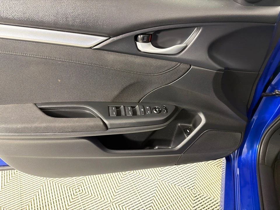 2018 Honda Civic 10th Gen - Image 10 of 26