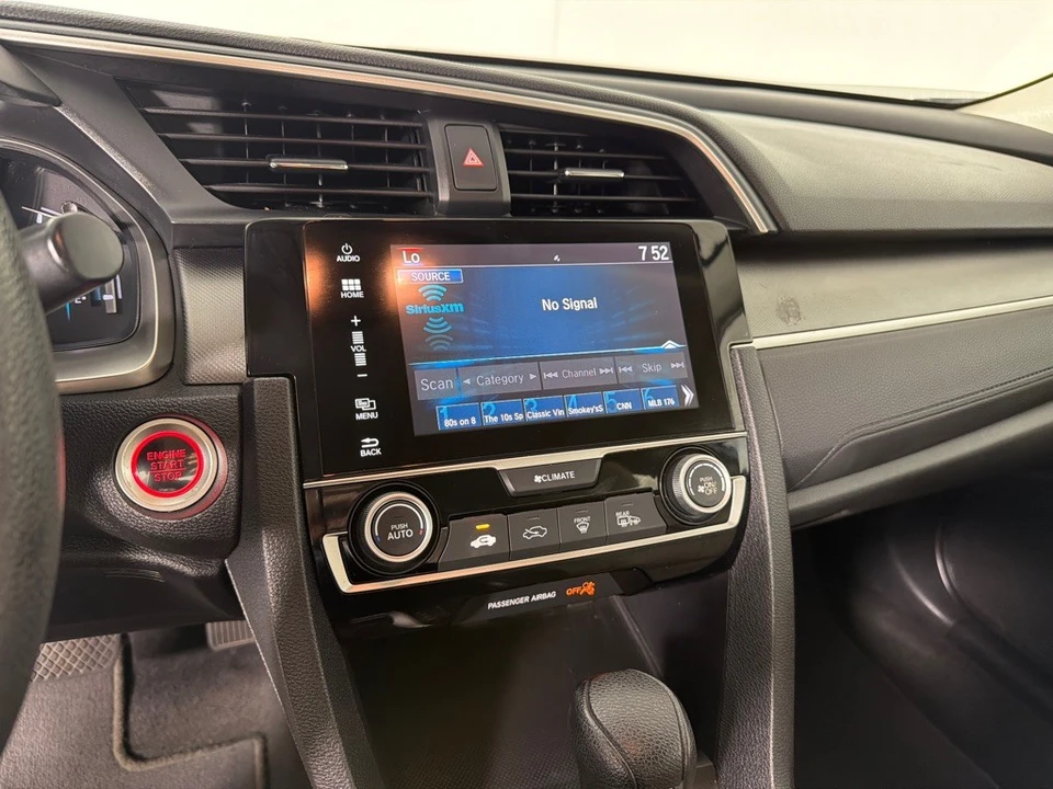 2018 Honda Civic 10th Gen - Image 16 of 25