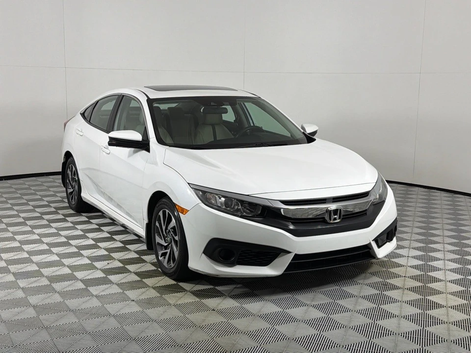 2018 Honda Civic 10th Gen - Image 3 of 25
