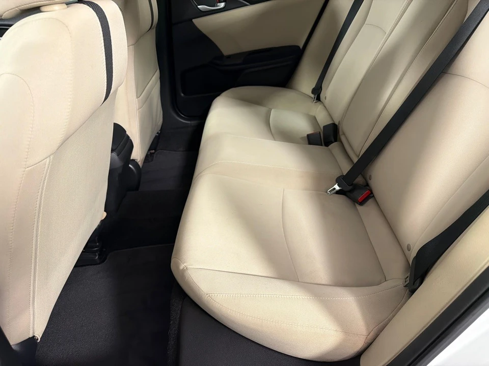 2018 Honda Civic 10th Gen - Image 18 of 25