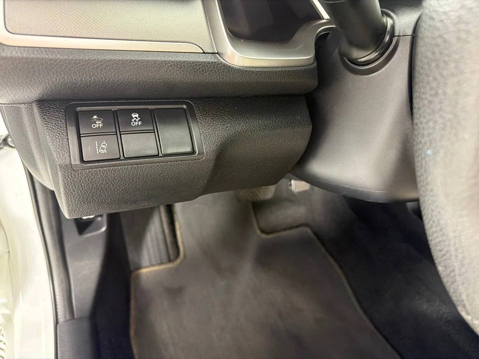2018 Honda Civic 10th Gen - Image 13 of 25
