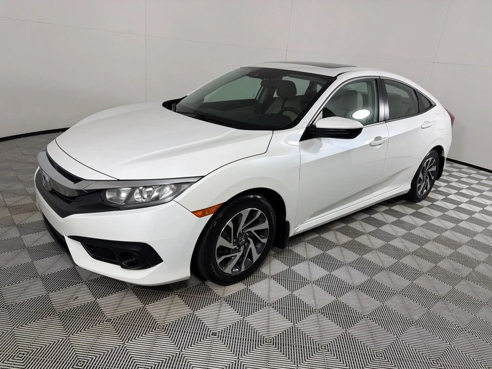 2018 Honda Civic 10th Gen - Image 7 of 25