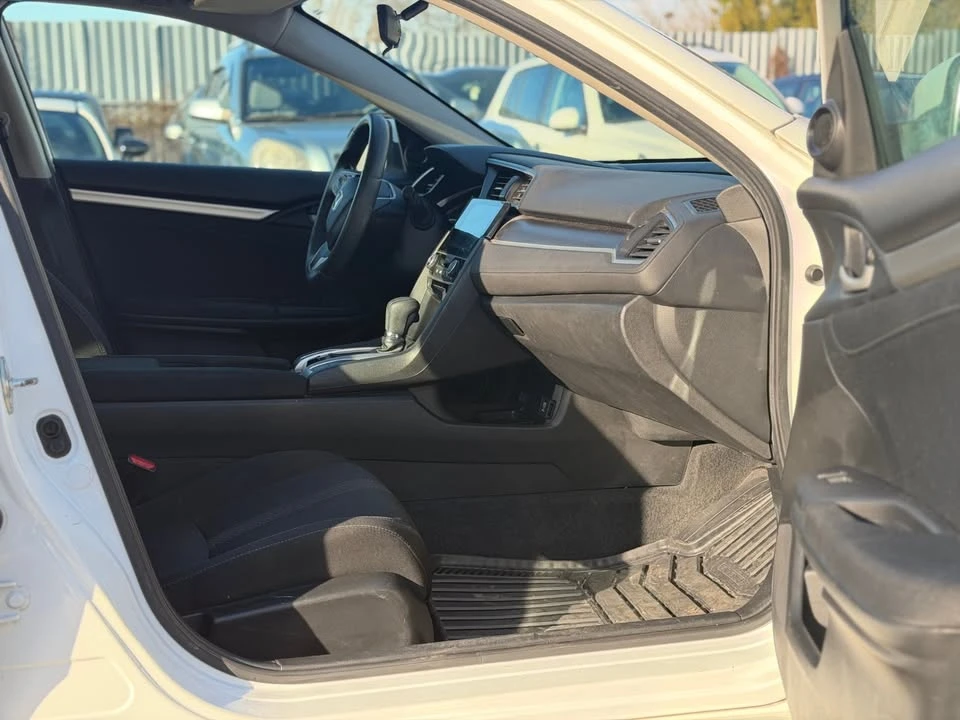 2018 Honda Civic 10th Gen - Image 16 of 17