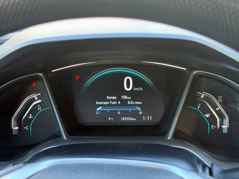 2018 Honda Civic 10th Gen - Image 12 of 17