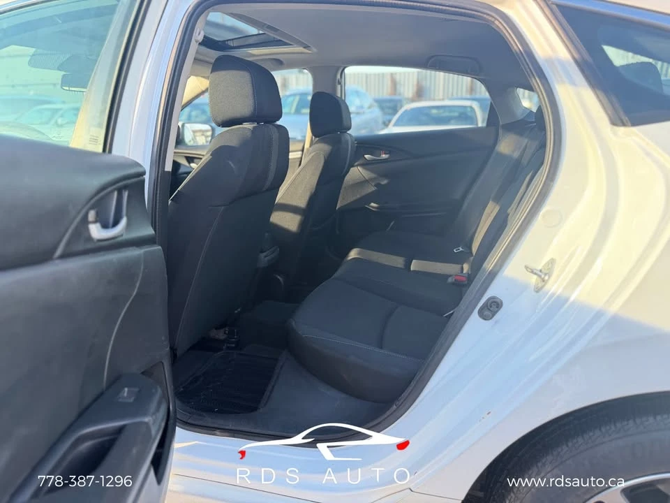 2018 Honda Civic 10th Gen - Image 15 of 17