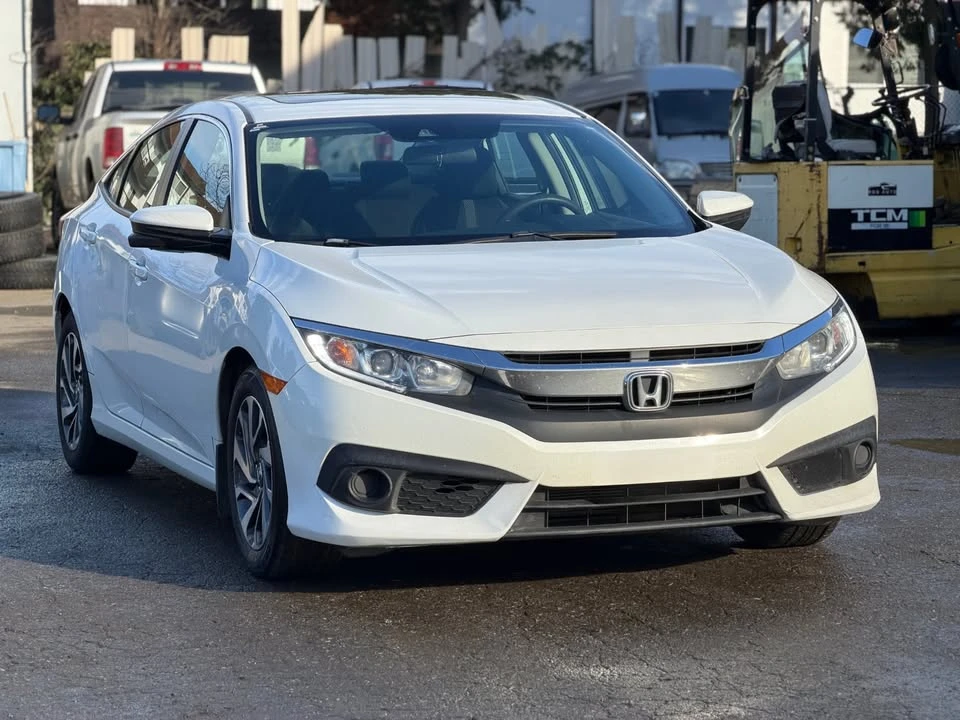 2018 Honda Civic 10th Gen - Image 3 of 17