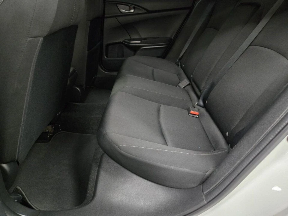 2018 Honda Civic 10th Gen - Image 9 of 12