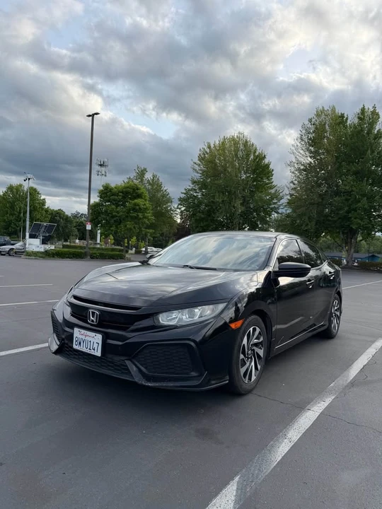 2018 Honda Civic 10th Gen - Image 3 of 6