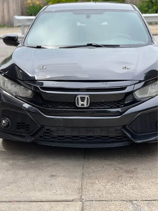 2018 Honda Civic 10th Gen - Image 3 of 9
