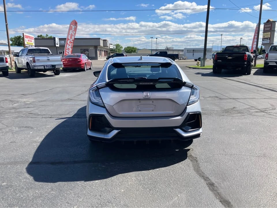 2018 Honda Civic 10th Gen - Image 8 of 14