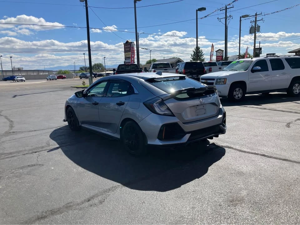 2018 Honda Civic 10th Gen - Image 6 of 14