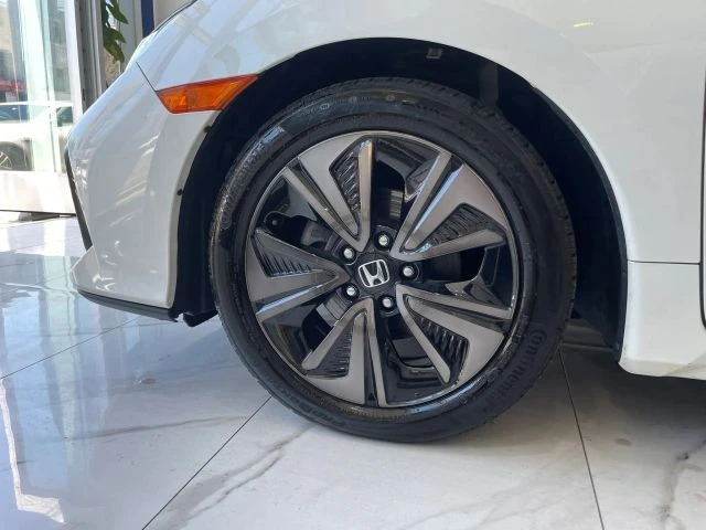2018 Honda Civic 10th Gen - Image 29 of 31