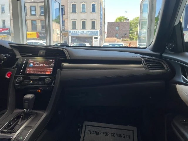 2018 Honda Civic 10th Gen - Image 24 of 31