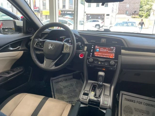2018 Honda Civic 10th Gen - Image 23 of 31