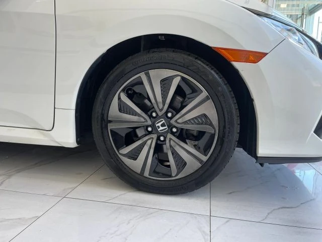 2018 Honda Civic 10th Gen - Image 28 of 31