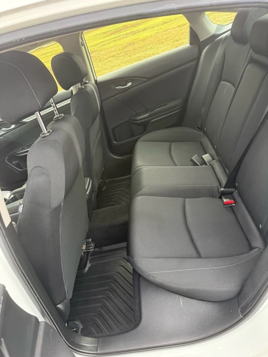 2018 Honda Civic 10th Gen - Image 11 of 13