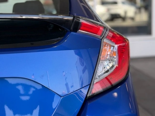 2018 Honda Civic 10th Gen - Image 13 of 31