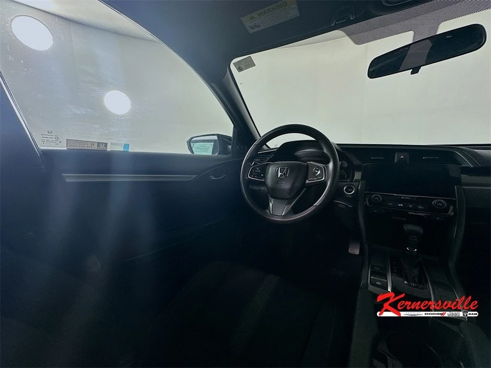 2018 Honda Civic 10th Gen - Image 9 of 12