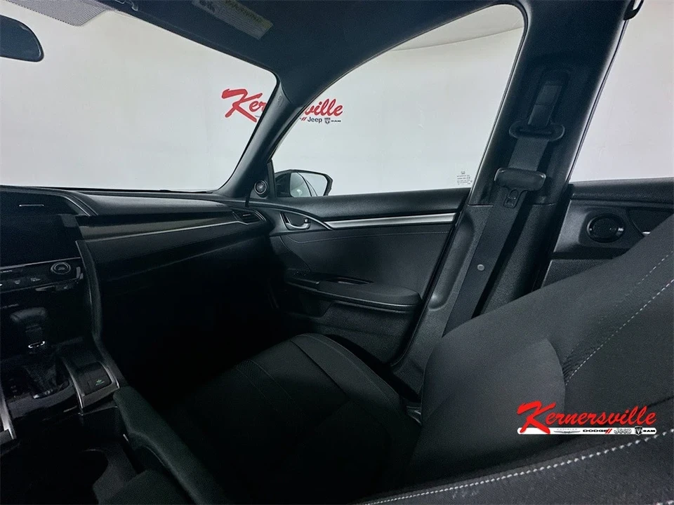 2018 Honda Civic 10th Gen - Image 11 of 21