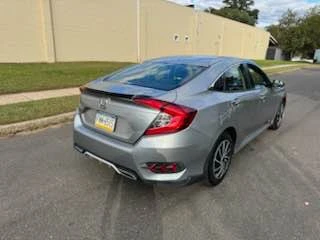 2018 Honda Civic 10th Gen - Image 10 of 13