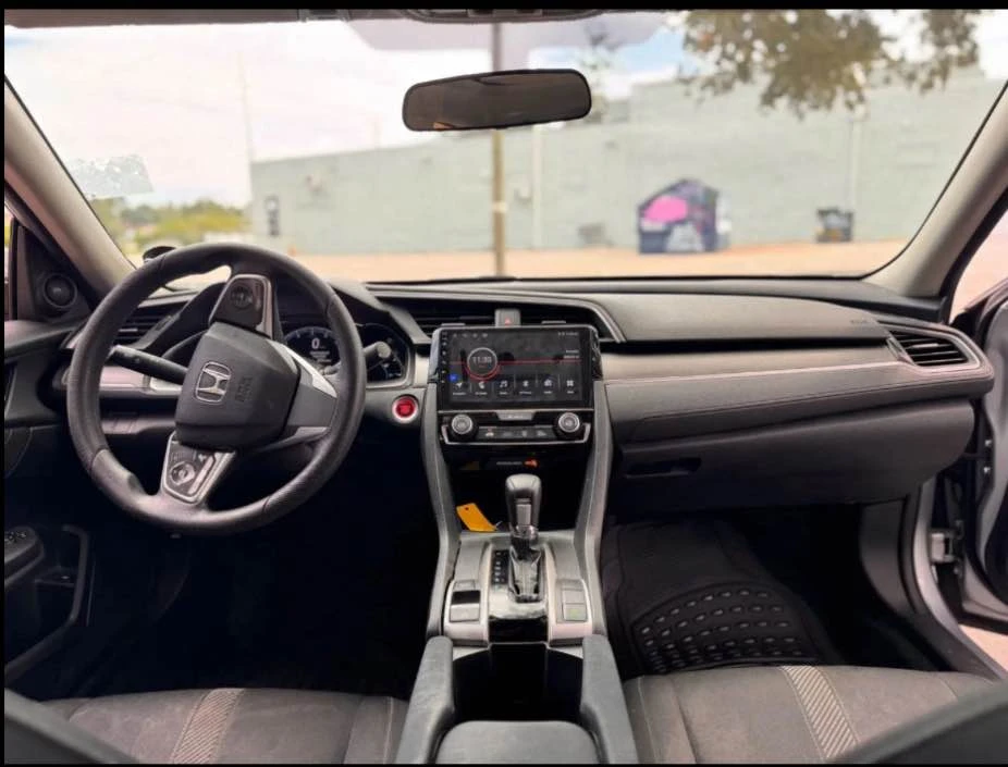 2018 Honda Civic 10th Gen - Image 4 of 7
