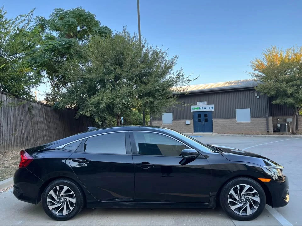 2018 Honda Civic 10th Gen - Image 5 of 20