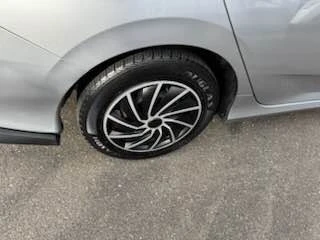 2018 Honda Civic 10th Gen - Image 9 of 13