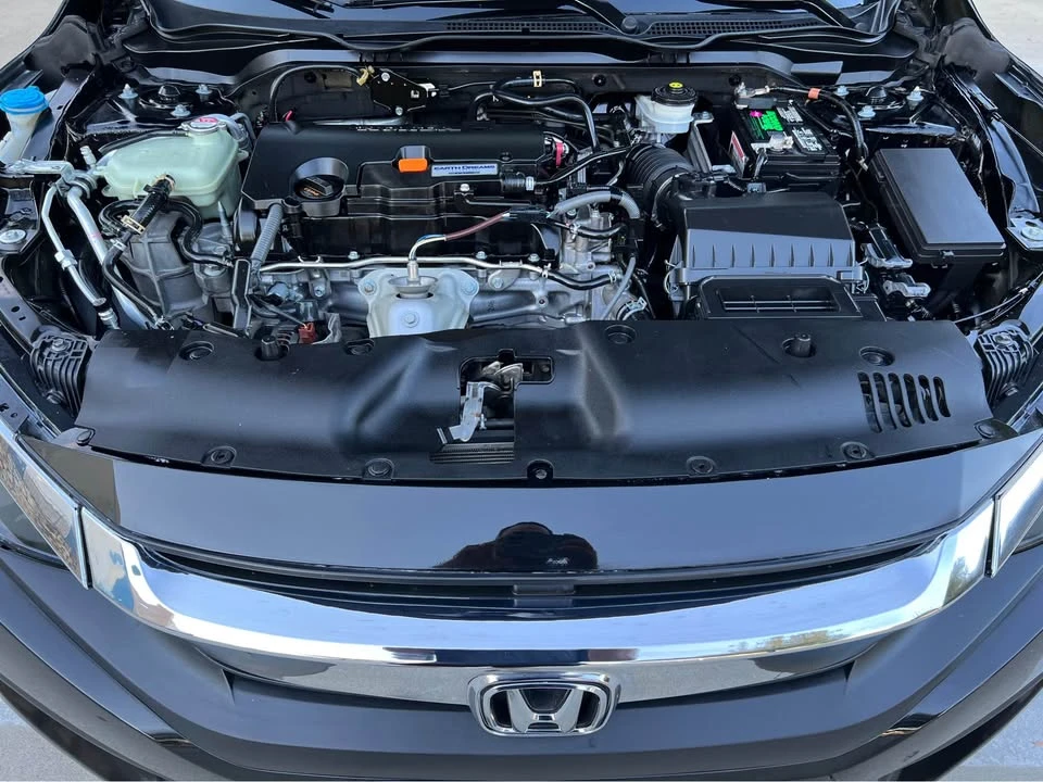 2018 Honda Civic 10th Gen - Image 19 of 20