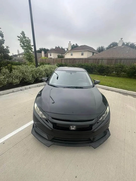 2018 Honda Civic 10th Gen - Image 4 of 16