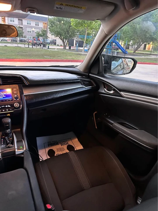 2018 Honda Civic 10th Gen - Image 13 of 16