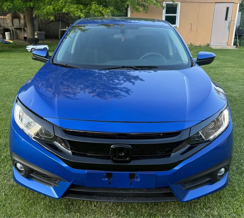 2018 Honda Civic 10th Gen - Image 2 of 11