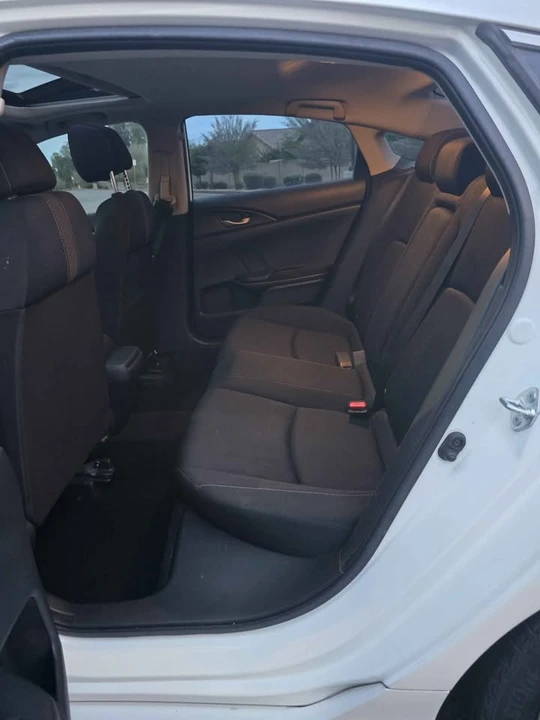 2018 Honda Civic 10th Gen - Image 8 of 14