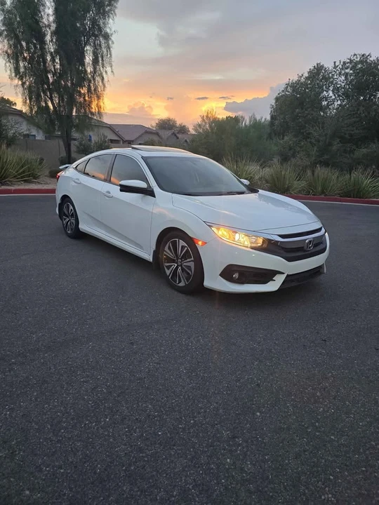 2018 Honda Civic 10th Gen - Image 2 of 14