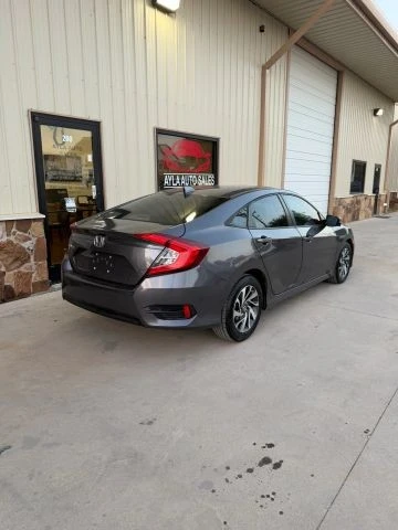 2018 Honda Civic 10th Gen - Image 14 of 26