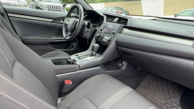 2018 Honda Civic 10th Gen - Image 14 of 31