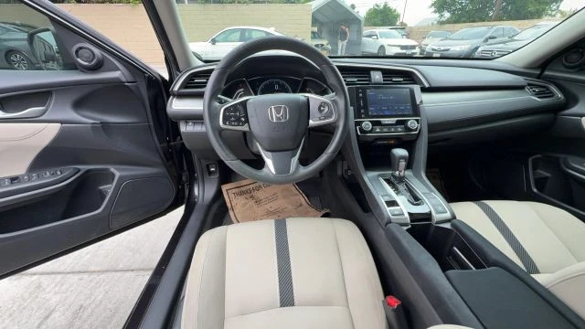 2018 Honda Civic 10th Gen - Image 26 of 31