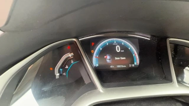 2018 Honda Civic 10th Gen - Image 27 of 31
