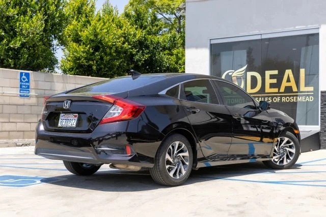 2018 Honda Civic 10th Gen - Image 14 of 31