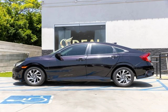 2018 Honda Civic 10th Gen - Image 9 of 31