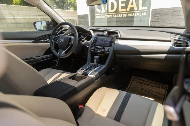 2018 Honda Civic 10th Gen - Image 29 of 31