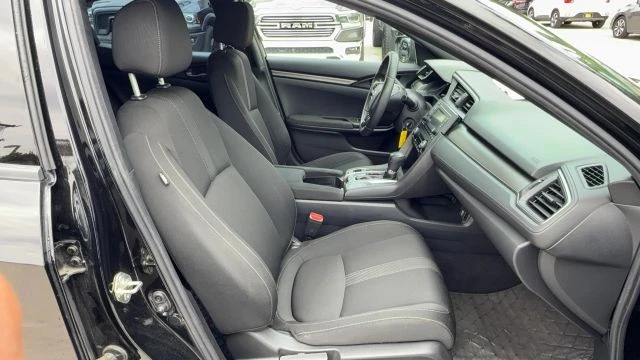2018 Honda Civic 10th Gen - Image 13 of 31