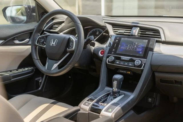 2018 Honda Civic 10th Gen - Image 30 of 31