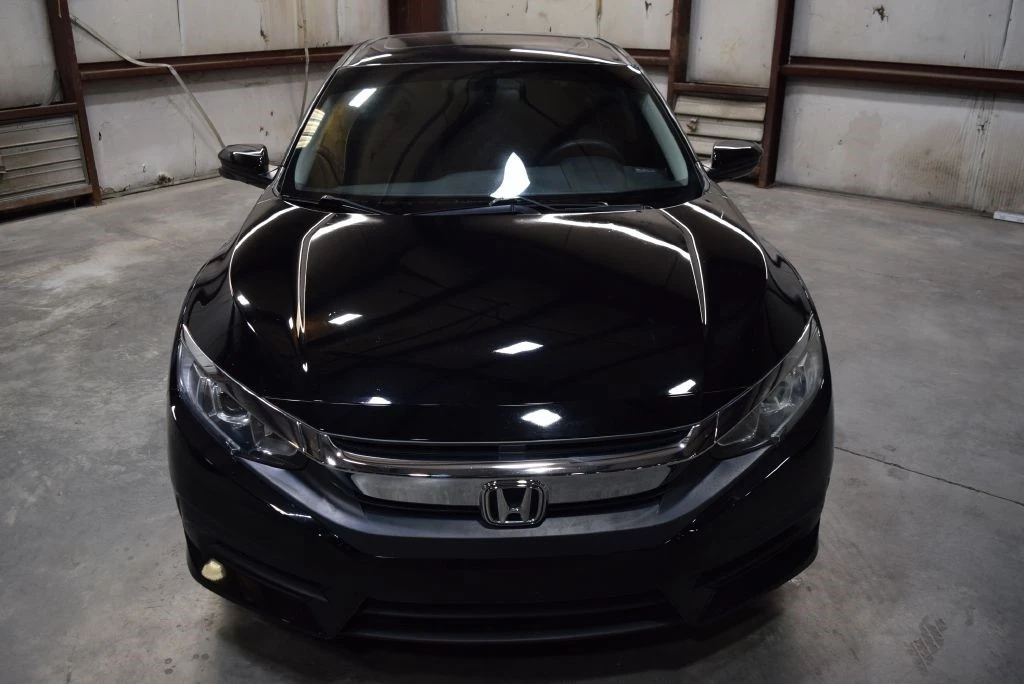 2018 Honda Civic 10th Gen - Image 2 of 12