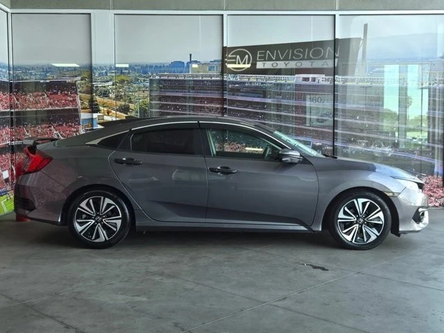 2018 Honda Civic 10th Gen - Image 3 of 12