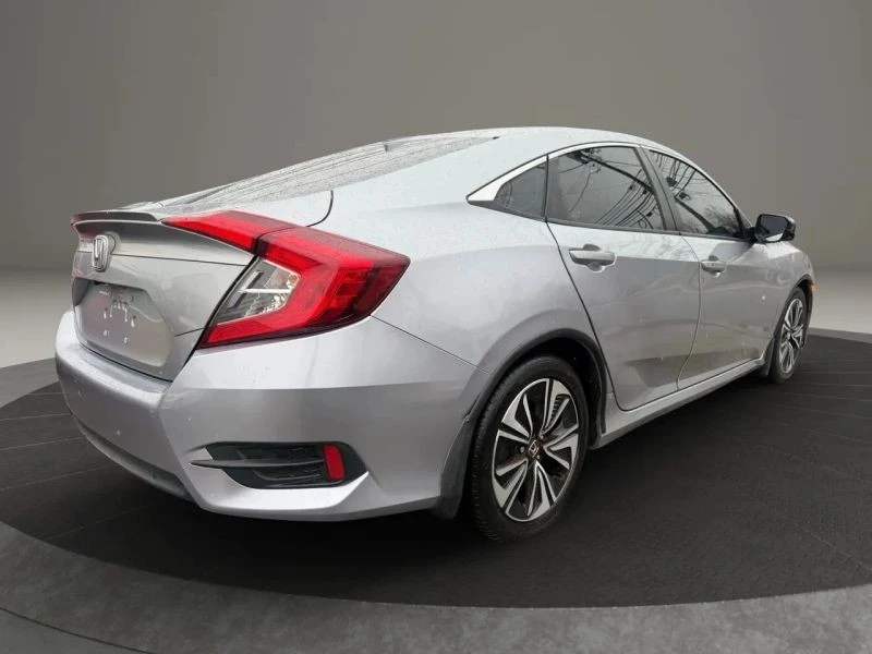 2018 Honda Civic 10th Gen - Image 5 of 12