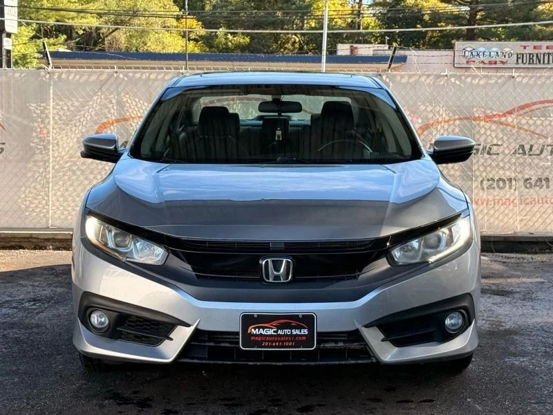 2018 Honda Civic 10th Gen - Image 5 of 12