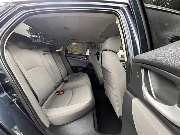 2018 Honda Civic 10th Gen - Image 11 of 18